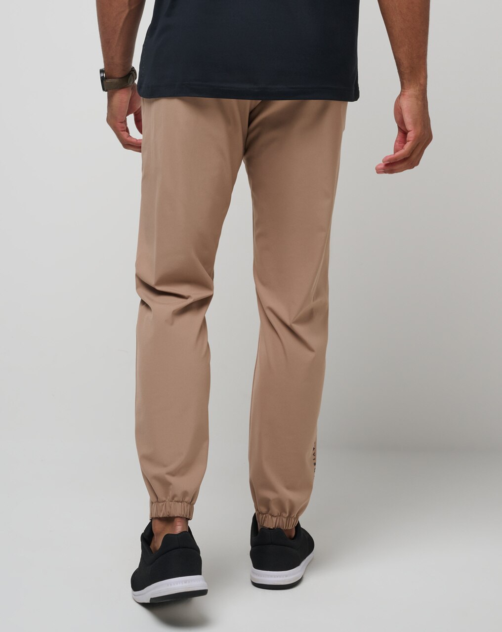 OPEN TO CLOSE JOGGER 2