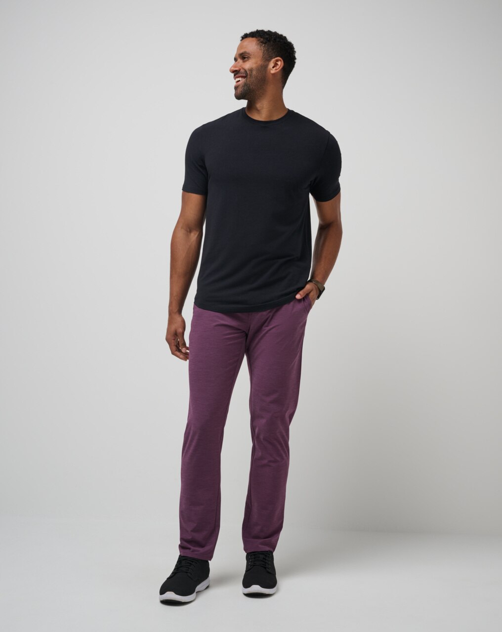 OPEN TO CLOSE TECH CHINO PANT