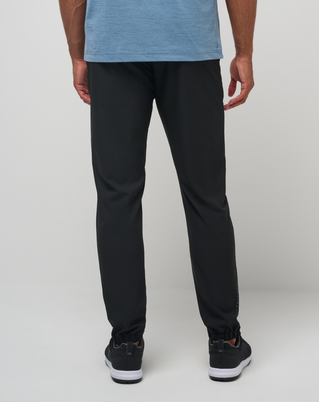 OPEN TO CLOSE JOGGER 2