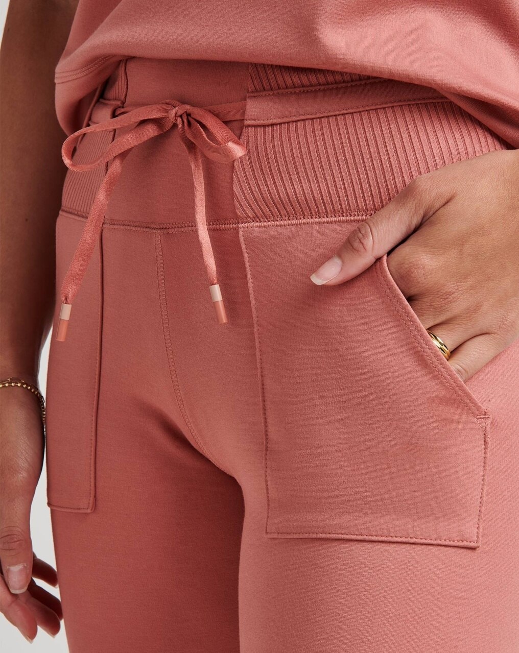 ATHENS PONTE SHORT 4
